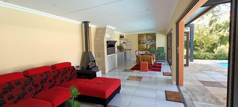 5 Bedroom Property for Sale in Queenstown Central Eastern Cape